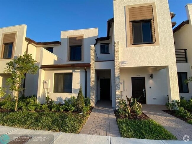 Building Photo - 408 NE 208th Terrace Rental