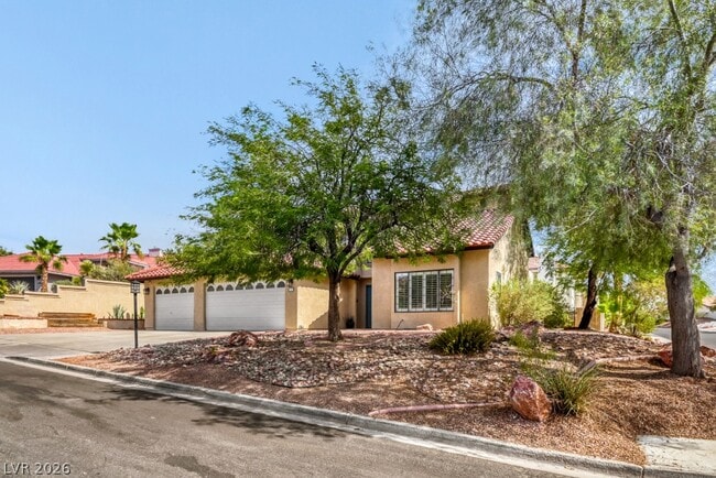Photo - 912 Portulaca Ct