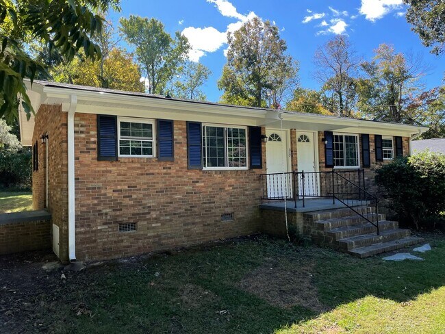 Photo - 317-325 MCMASTERS ST Unit 317 MCMASTERS ST