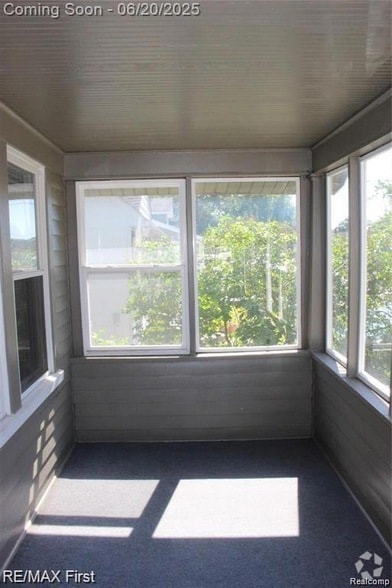 Building Photo - 1546 W Marshall St Rental