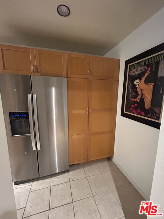 117 S Doheny Dr Unit 206