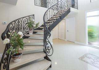 Photo - 253 Old Meadow Way