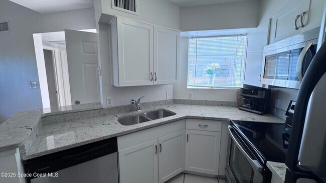 Photo - 1850 Charlesmont Dr Unit 124