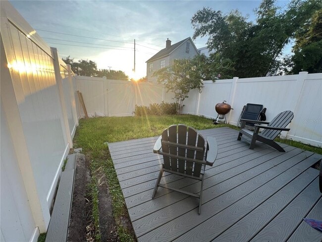 Photo - 1520 N Pierce St