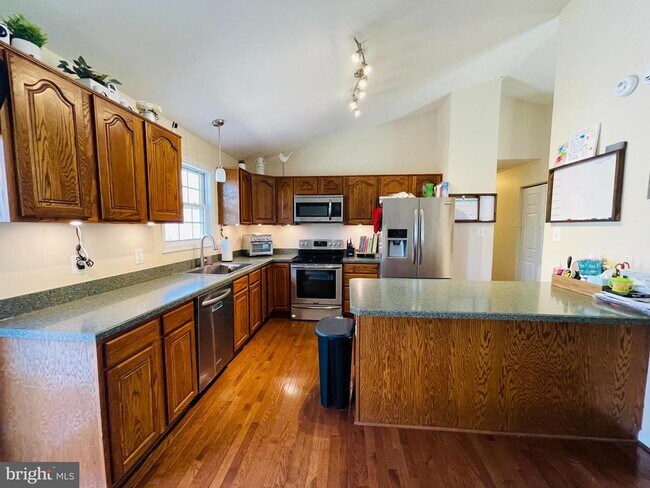 Photo - 121 Hilda Dr