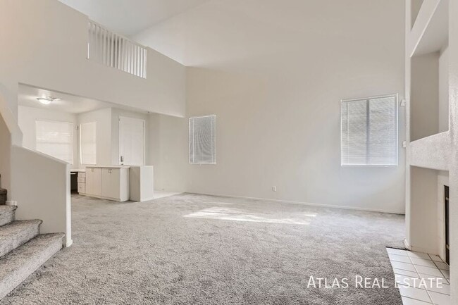 Photo - 1733 Millstream Way