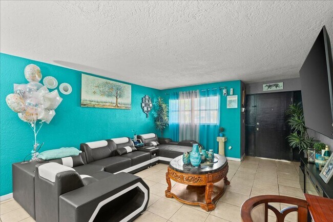 Photo - Charming Updated 3-Bedroom Home — Prime Daytona Location!