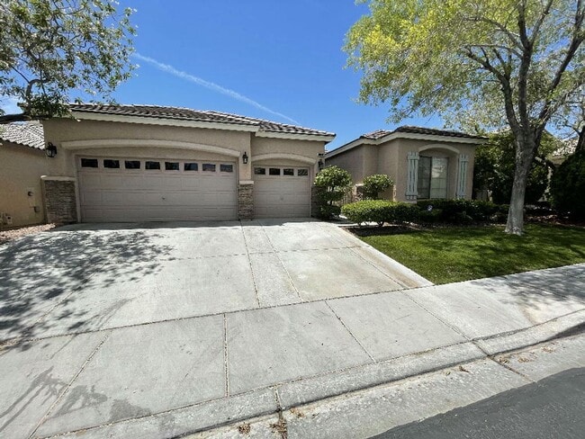 Building Photo - 10689 Arundel Ave