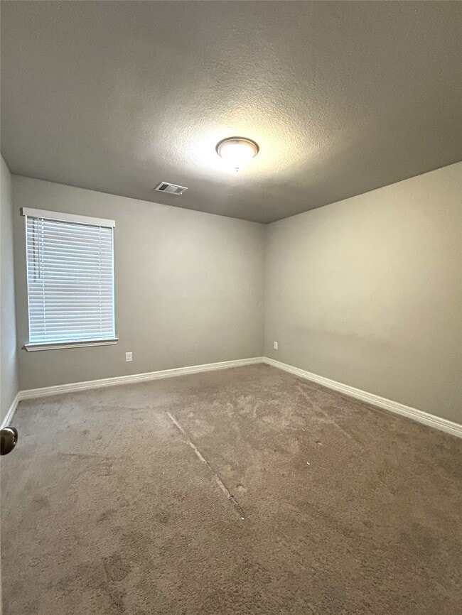 Photo - 119 Buttonwood Ct