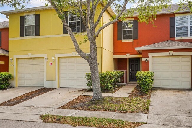 Photo - 13536 Tea Rose Way