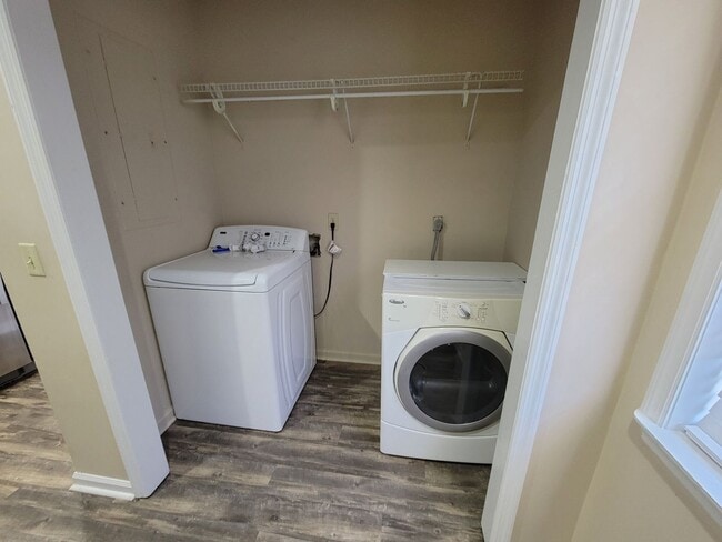 Photo - 1006 Lucy Ln Unidad A