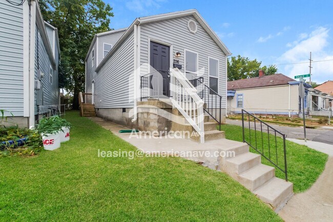 Photo - 2116 Griffiths Ave