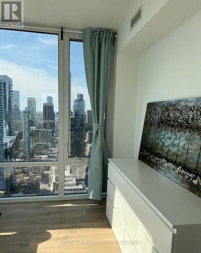 Photo - 501 Yonge St Unit 4102