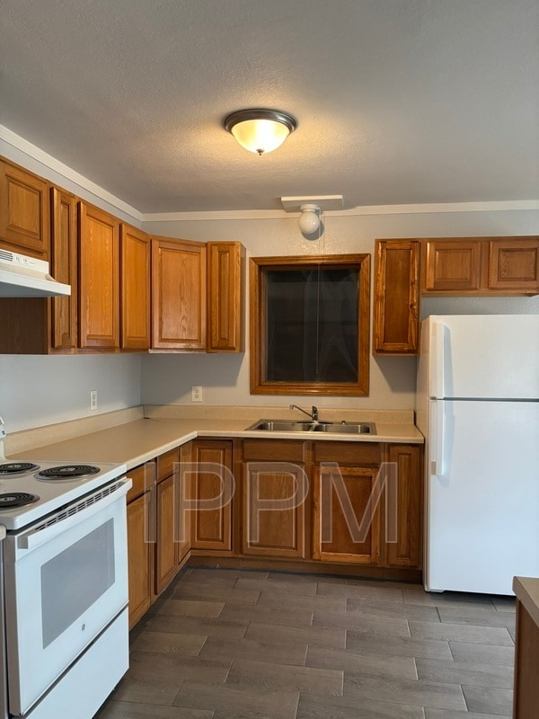 Photo - 2014 E Monroe Ave