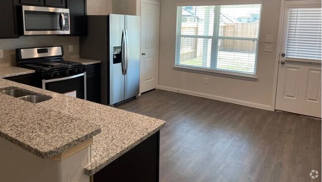 Building Photo - 17602 Cuthbert St Rental