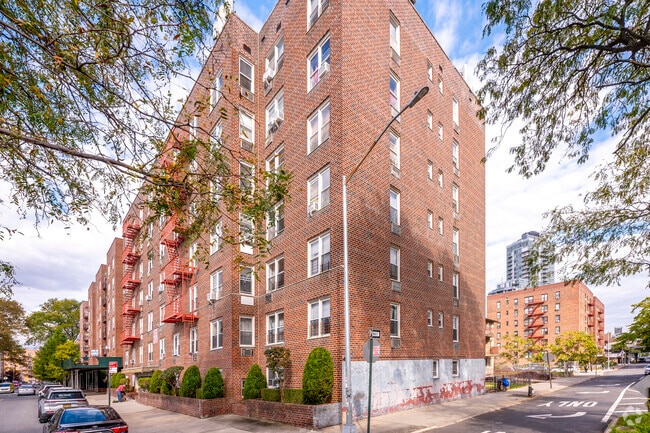 Photo - 2685 Homecrest Ave