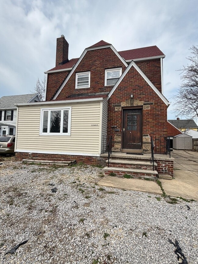 Photo - 18603 Arrowhead Ave