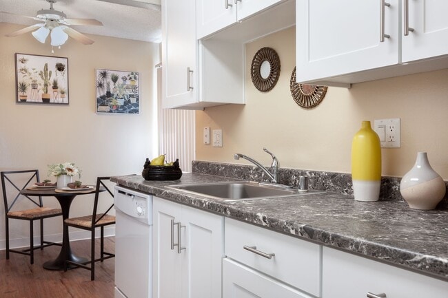 Kitchens with Plenty of torage & Counterspace - Roberts Lane