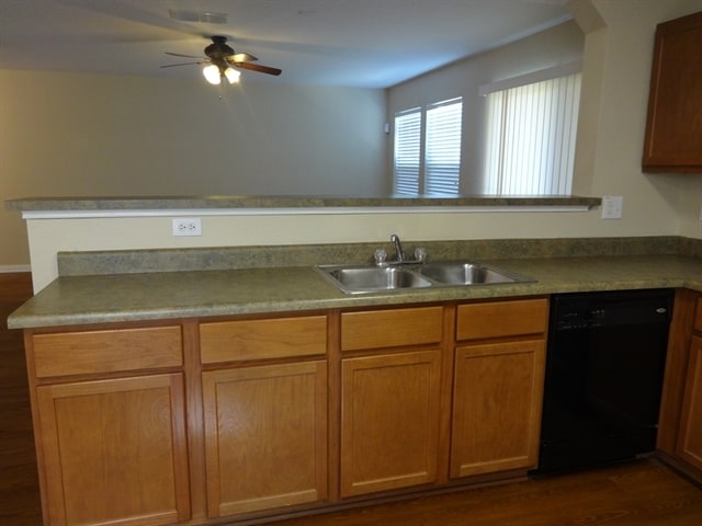 Photo - 9314 Silver Vis