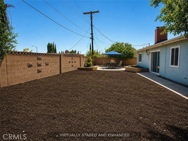Photo - 20355 Itasca St
