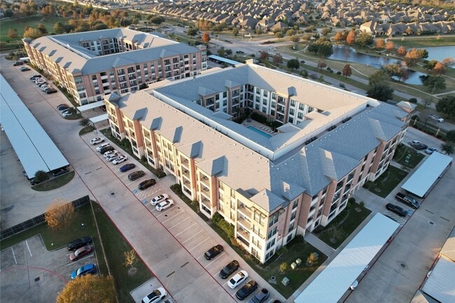 Photo - 7204 Town Center Blvd Blvd Unit B3