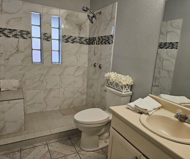 1420 Glenwood Dr Rental House Rental in Laredo, TX