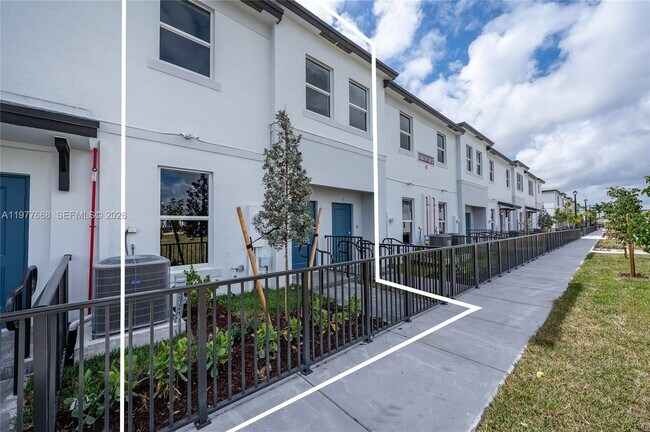 Photo - 12426 SW 248th St