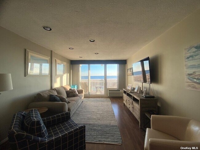 Photo - 830 Shore Rd Unit 2-O