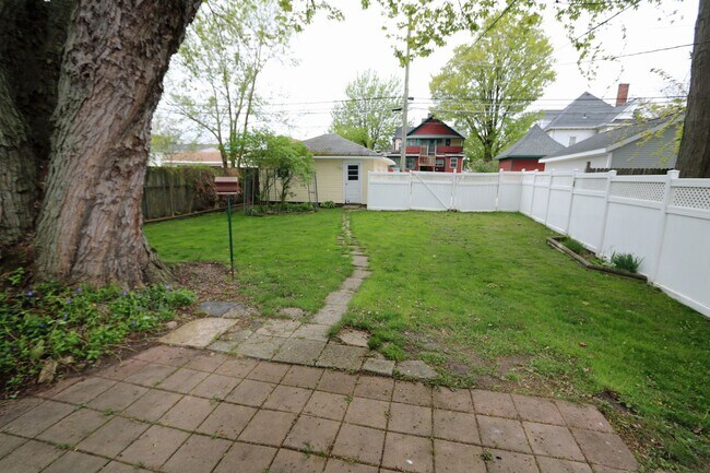 Photo - 3 Bed 1 Bath Downtown St. Joseph