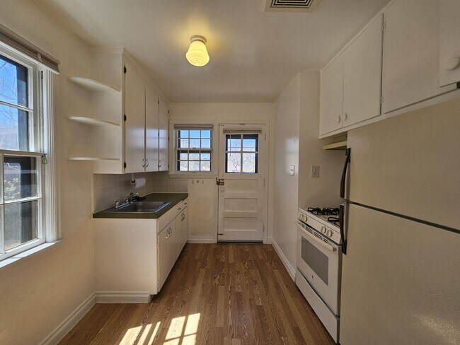 Photo - 2137 S Grant St