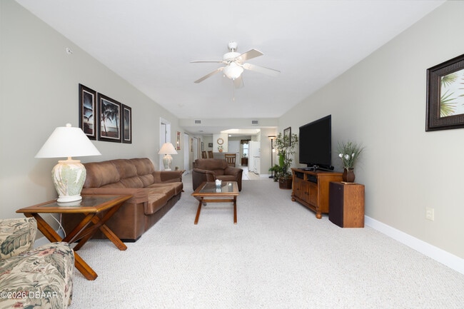 Photo - 2055 S Atlantic Ave Unidad 710