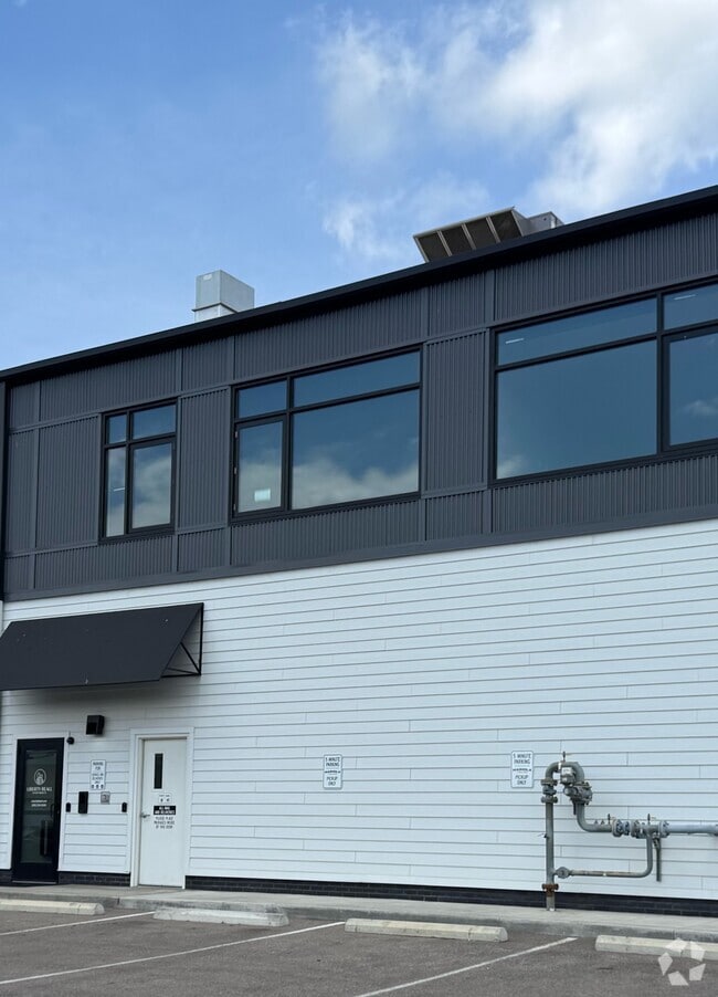 Building Photo - Liberty Beall Unit 208 Rental