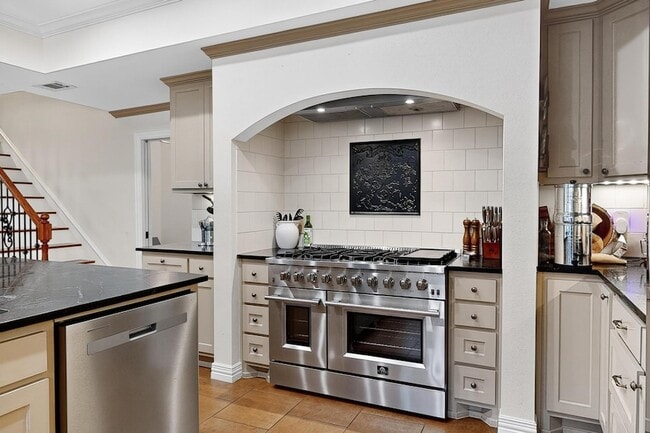 Photo - 2806 Sausalito Dr