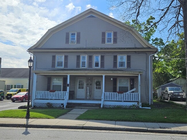Building Photo - 130 Maple Ave
