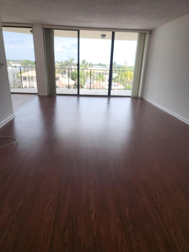 Photo - 899 Jeffery St Unit 508