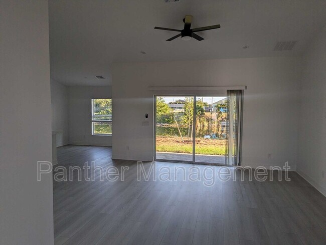 Photo - 347 NE 19th Terrace House