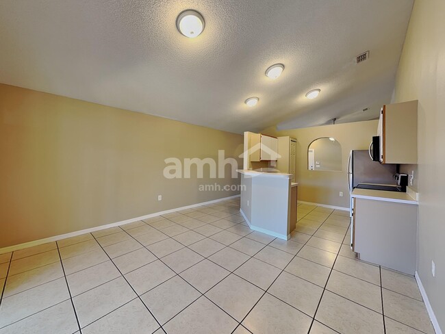 Photo - 12605 Parkbury Dr