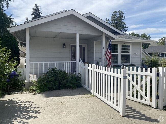 Building Photo - 320 E Nixon Ave Unit 320 E Nixon Ave - #A Rental