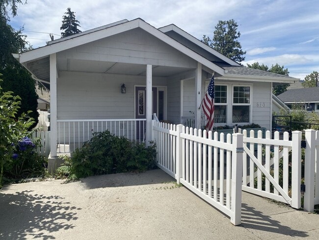 Building Photo - 320 E Nixon Ave Unit 320 E Nixon Ave - #A Rental