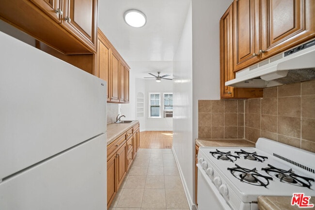 Photo - 339 S Detroit St Unit 206