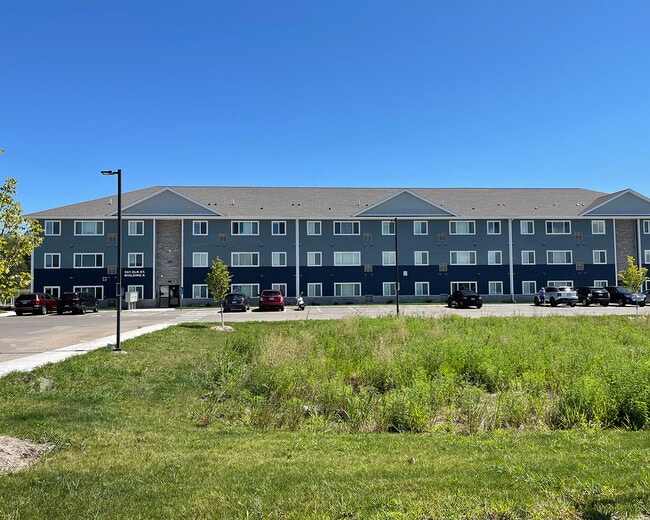 Photo - Belle Court Apartments