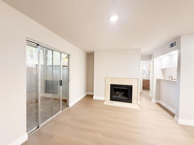 Photo - 3204 Menchaca Rd Unit 601