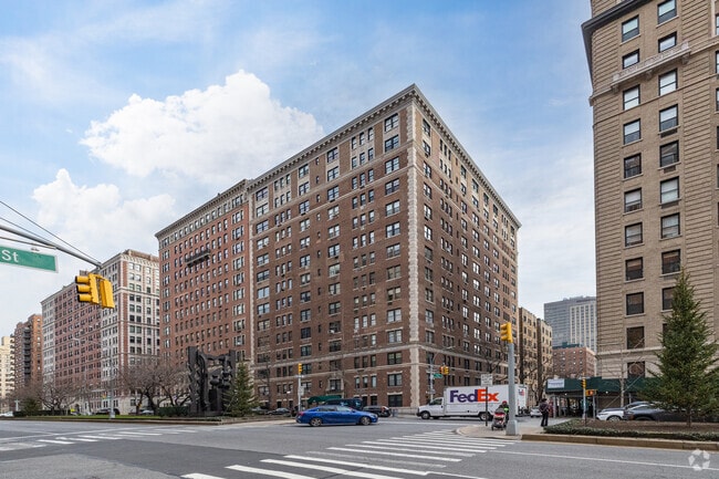 Photo - 1165 Park Ave