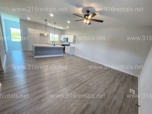 Photo - 8739-8741 E Summerside Pl Unidad 8741 E Summerside Pl