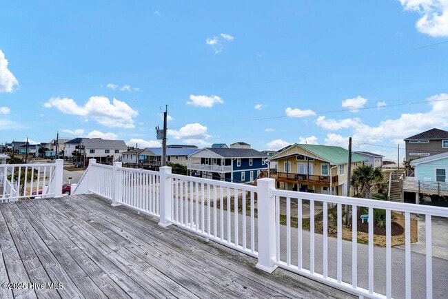 Photo - 1207 N Topsail Dr