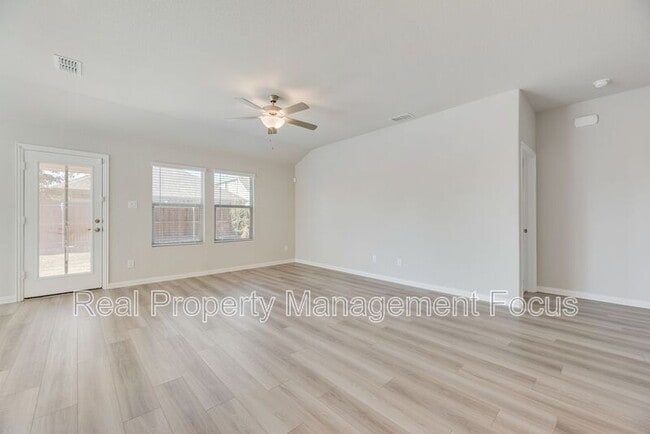 Photo - 203 Rocky Rd