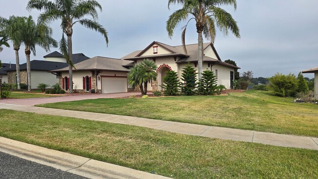 Photo - Stunning 3 Bedroom, 3 Bath Home – 2,500 sq/ft – Oversized Garages & Modern Upgrades