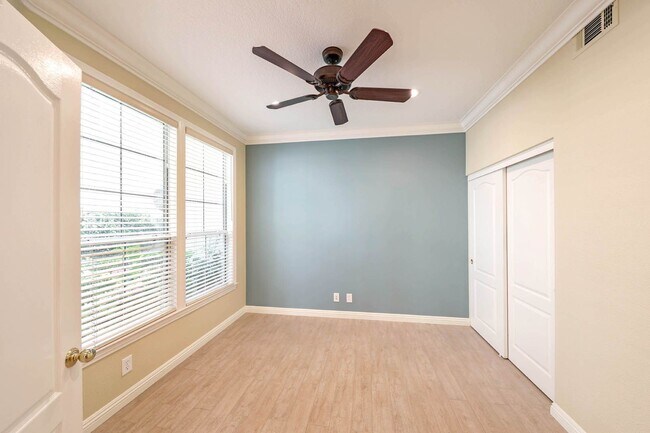 Photo - Gorgeous interior tract townhouse in the desirable gated Summit community