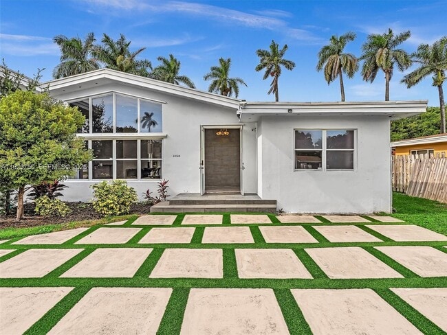 Photo - 20120 NE 25th Ct