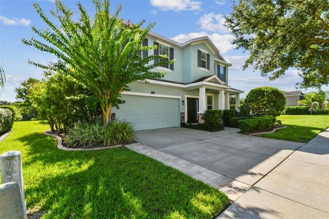 12320 Fairlawn Dr